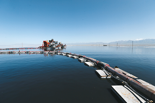 青海鹽業，&ldquo;茶卡&rdquo;鹽田。
