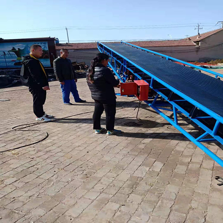 收糧推薦皮帶輸送機(jī) 中國(guó)振動(dòng)機(jī)械網(wǎng)3.jpg