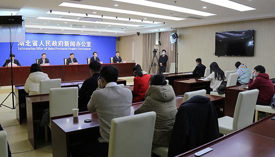 　湖北省日前舉辦掃黑除惡專項斗爭典型案例辦理情況（第三場）新聞發布會，介紹掃黑除惡專項斗爭典型案例辦理情況。